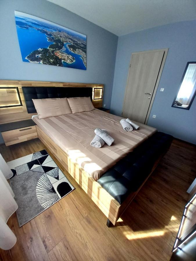 Apartament Apartman Barbara Pula Zewnętrze zdjęcie